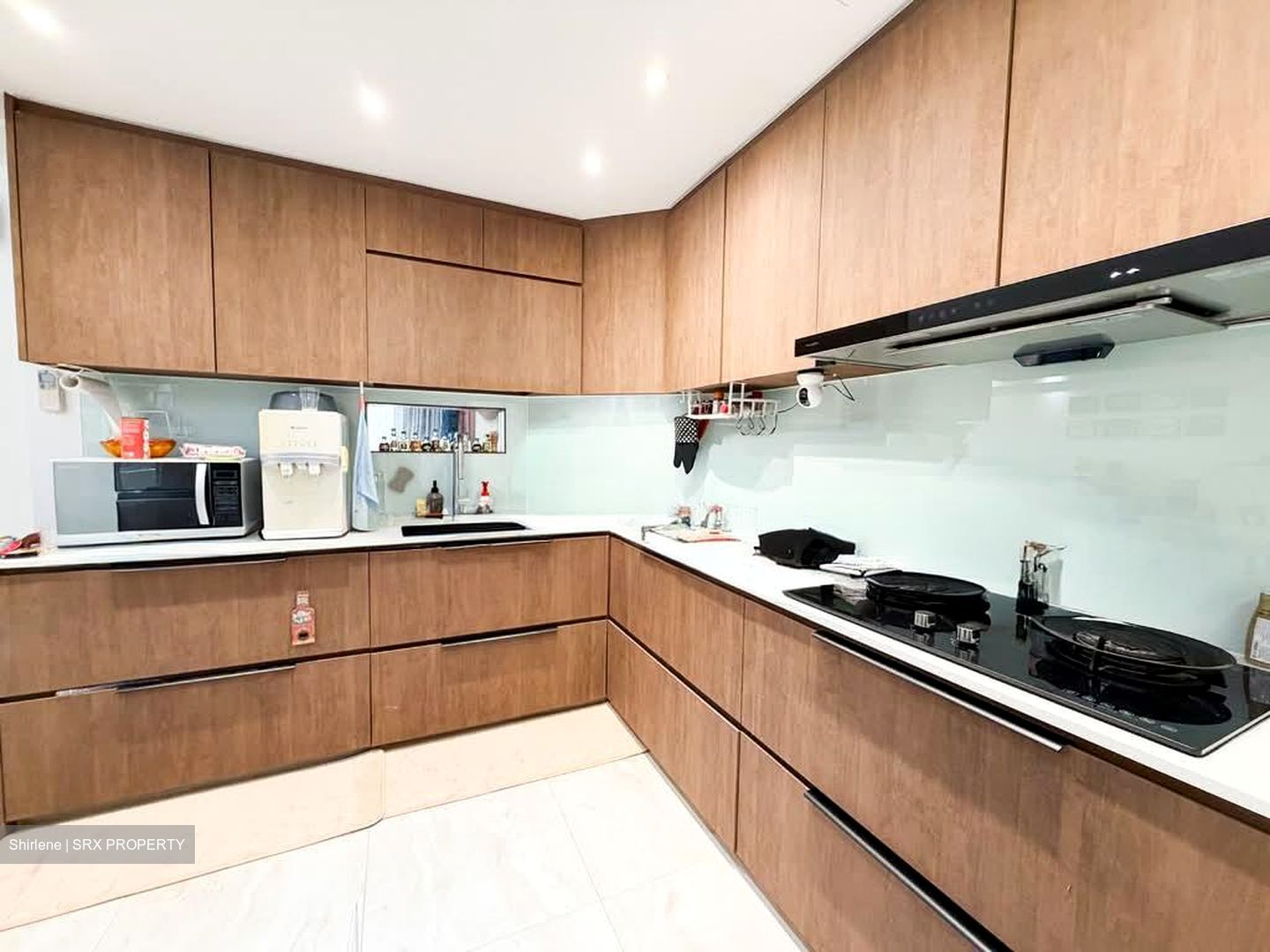 Lilydale (D27), Condominium #562449921